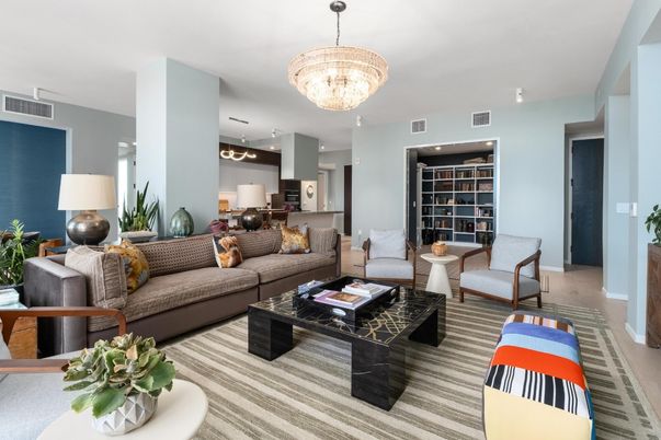Chandelier, Interior, Living room