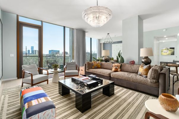 Chandelier, Dining room, Interior, Living room, Recessed Lighting