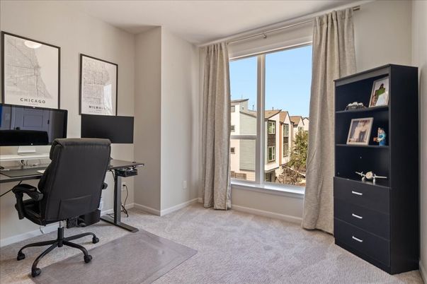 Home Office, Interior