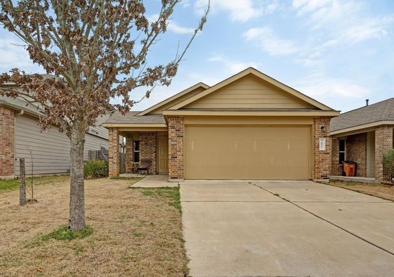 Attached, Exterior, Facade, Brick Facade, Ranch
