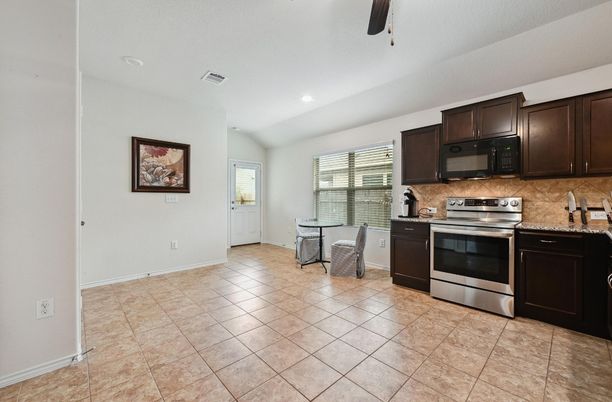 Dining room, Interior, Kitchen, Recessed Lighting, Stainless Steel Appliances