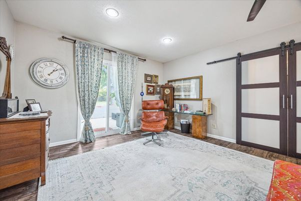 Home Office, Interior, Recessed Lighting, Wood Texture Flooring