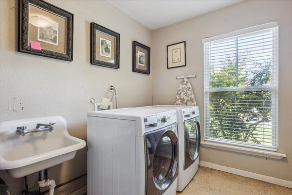 Interior, Washer