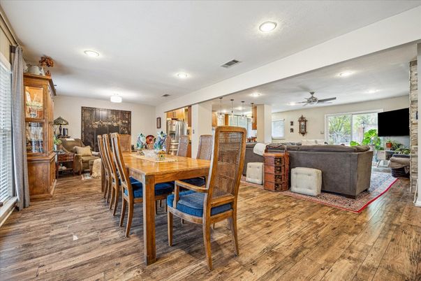 Dining room, Interior, Living room, Pendant Lights, Recessed Lighting, Wood Texture Flooring