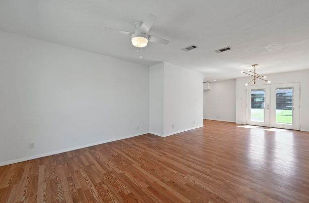 Empty room, Interior, Pendant Lights, Wood Texture Flooring