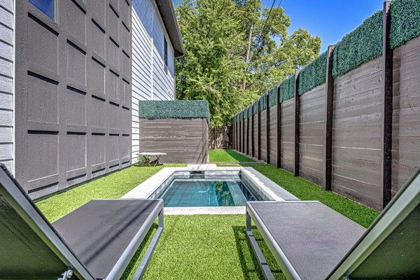 Backyard, Exterior, Pool