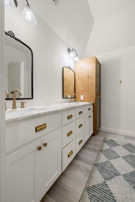 Bathroom, Dual Sink Vanities, Interior, Wood Texture Flooring