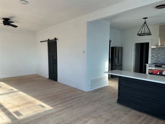 Interior, Kitchen, Pendant Lights, Wood Texture Flooring