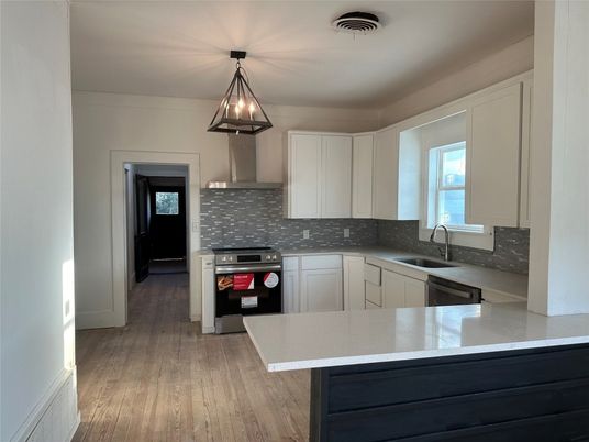 Interior, Kitchen, Pendant Lights, Water, Wood Texture Flooring