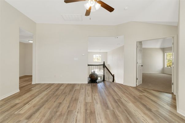 Chandelier, Empty room, Interior, Wood Texture Flooring
