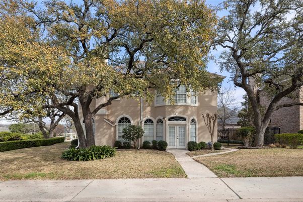 Backyard, Exterior, Facade, French Provincial