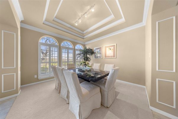 Dining room, Interior