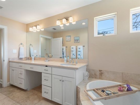 Bathroom, Dual Sink Vanities, Interior