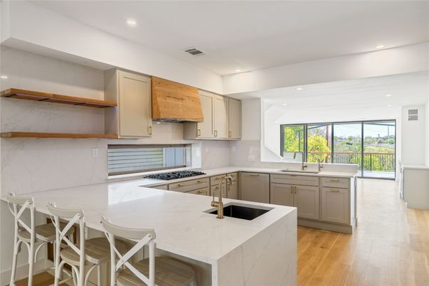Interior, Kitchen, Recessed Lighting, Wood Texture Flooring
