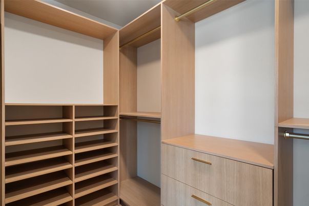 Interior, Walk-in Closets