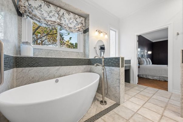Bathroom, Bedroom, Free Standing Baths, Interior, Wood Texture Flooring