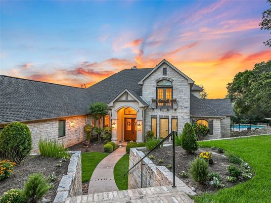 Backyard, Exterior, Facade, French Provincial