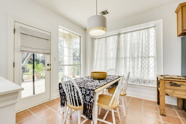 Dining room, Interior, Pendant Lights