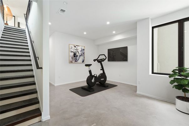 Fitness Equipment, Interior, Recessed Lighting
