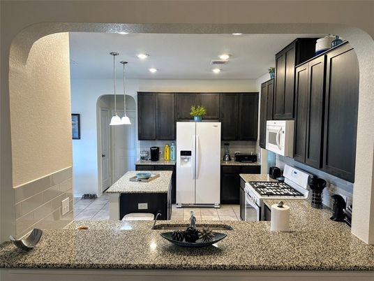 Interior, Kitchen, Pendant Lights, Recessed Lighting
