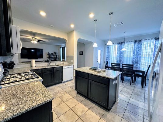 Dining room, Interior, Kitchen, Pendant Lights, Recessed Lighting