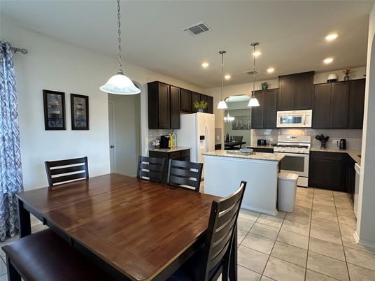 Dining room, Interior, Kitchen, Pendant Lights, Recessed Lighting, Stainless Steel Appliances