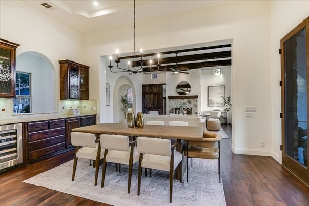 Chandelier, Dining room, Interior, Pendant Lights, Recessed Lighting, Wood Texture Flooring