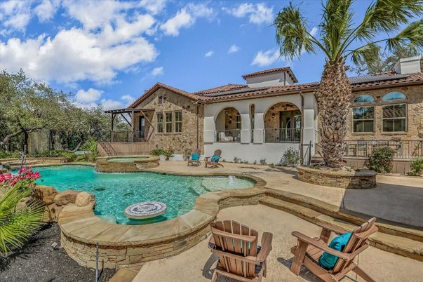 Exterior, Pool, Solar Panels