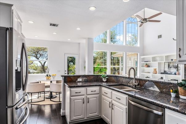 Dining room, Interior, Kitchen, Recessed Lighting, Wood Texture Flooring