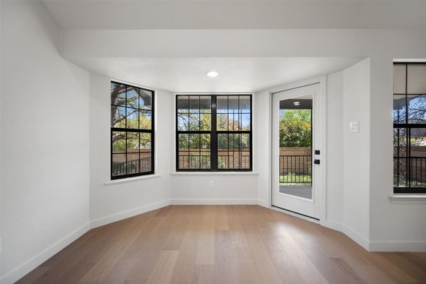 Empty room, Interior, Recessed Lighting, Wood Texture Flooring