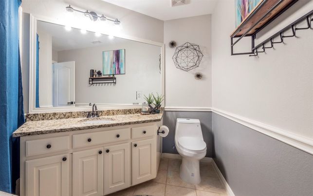 Bathroom, Interior