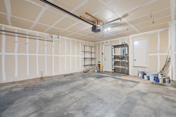 Garage, Interior