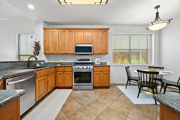 Dining room, Interior, Kitchen, Pendant Lights, Recessed Lighting, Stainless Steel Appliances