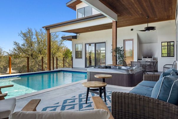 Exterior, Hot Tub, Pool