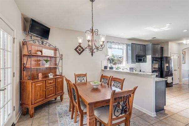 Chandelier, Dining room, Interior, Kitchen, Recessed Lighting