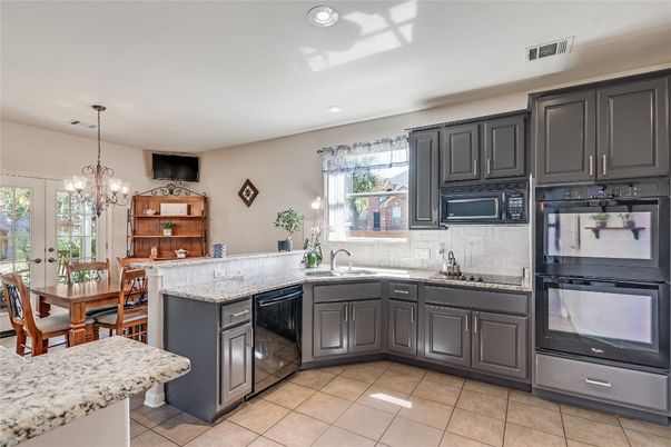 Chandelier, Dining room, Interior, Kitchen, Recessed Lighting