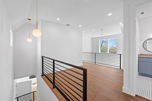 Interior, Pendant Lights, Recessed Lighting, Wood Texture Flooring