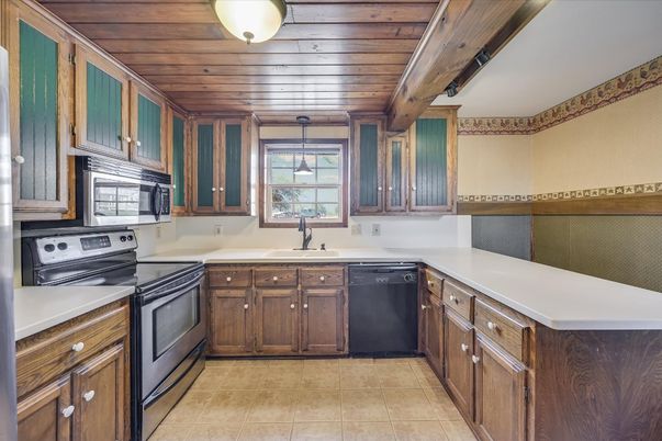 Interior, Kitchen, Pendant Lights, Wooden Ceilings