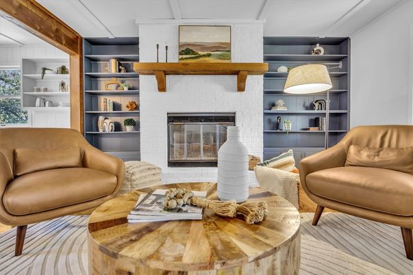 Fireplace, Interior, Living room