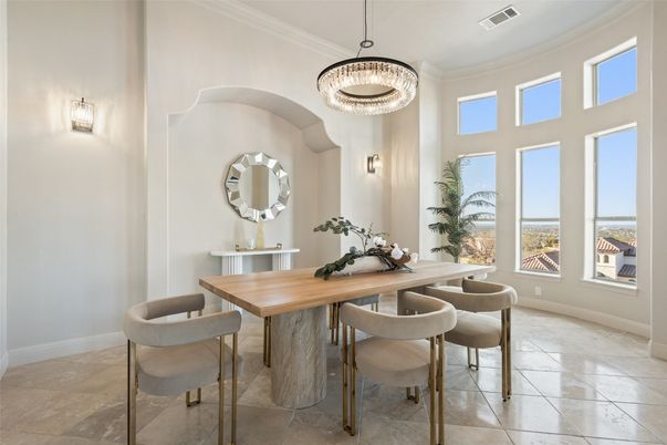 Chandelier, Dining room, Interior