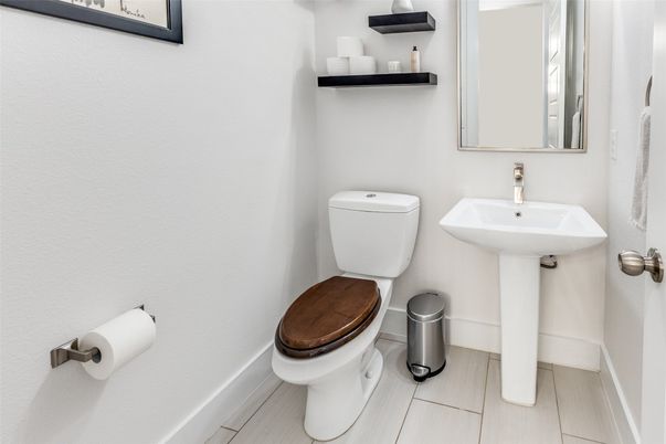 Bathroom, Interior