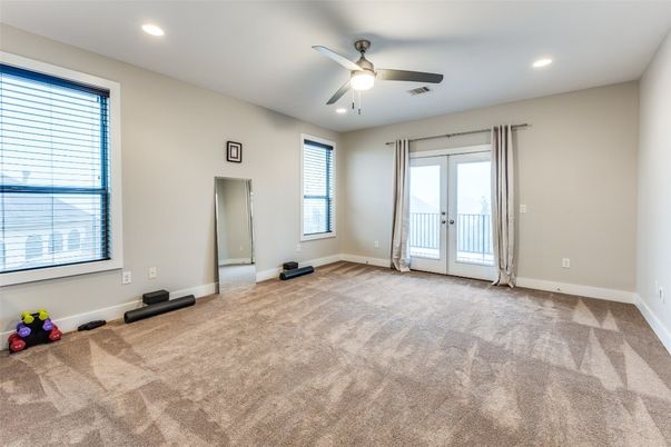 Empty room, Interior, Recessed Lighting