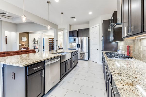 Interior, Kitchen, Pendant Lights, Recessed Lighting, Stainless Steel Appliances