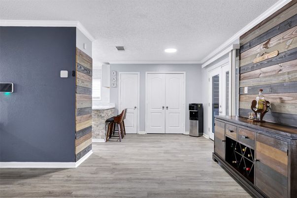 Interior, Recessed Lighting, Wood Texture Flooring