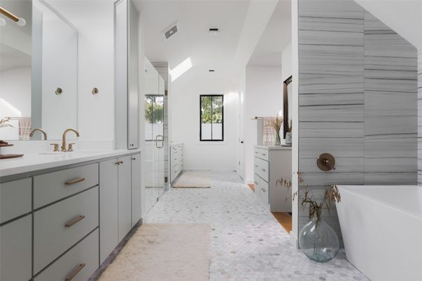 Bathroom, Dual Sink Vanities, Free Standing Baths, Interior, Recessed Lighting