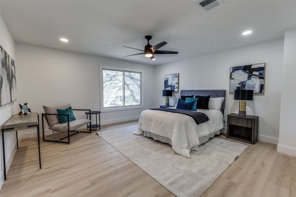 Bedroom, Interior, Recessed Lighting, Wood Texture Flooring