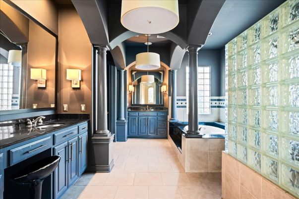 Bathroom, Dual Sink Vanities, Interior, Pendant Lights