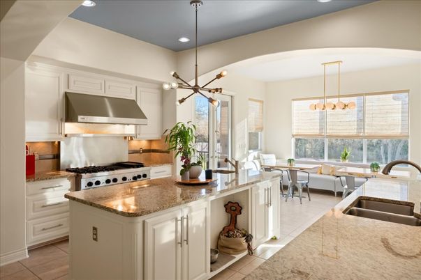 Dining room, Interior, Kitchen, Pendant Lights, Recessed Lighting, Stainless Steel Appliances