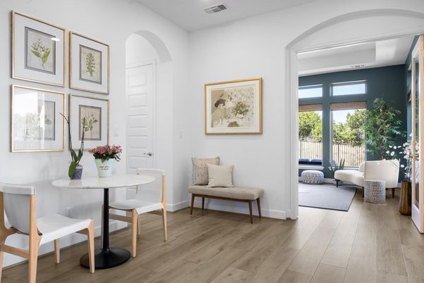 Interior, Recessed Lighting, Wood Texture Flooring
