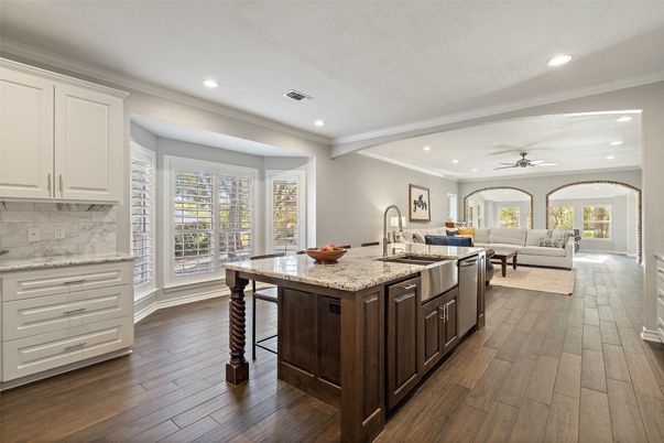 Interior, Kitchen, Living room, Recessed Lighting, Wood Texture Flooring